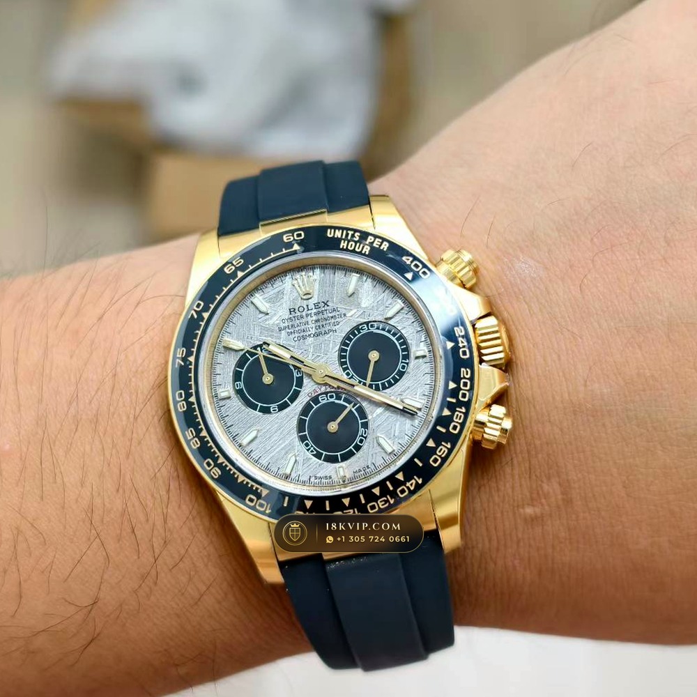 Rolex Cosmograph Daytona Gibeon Meteorite Dial & Black Cerachrom Bezel on Oysterflex 18K Yellow Gold Ref. 126518LN — Private Vault Edition — Studio Gallery Plate VII in 18K Yellow Gold Au750 (160.4g Verified Mass, Rolex Manufacture Cal. 4131 - 72h Power Reserve)