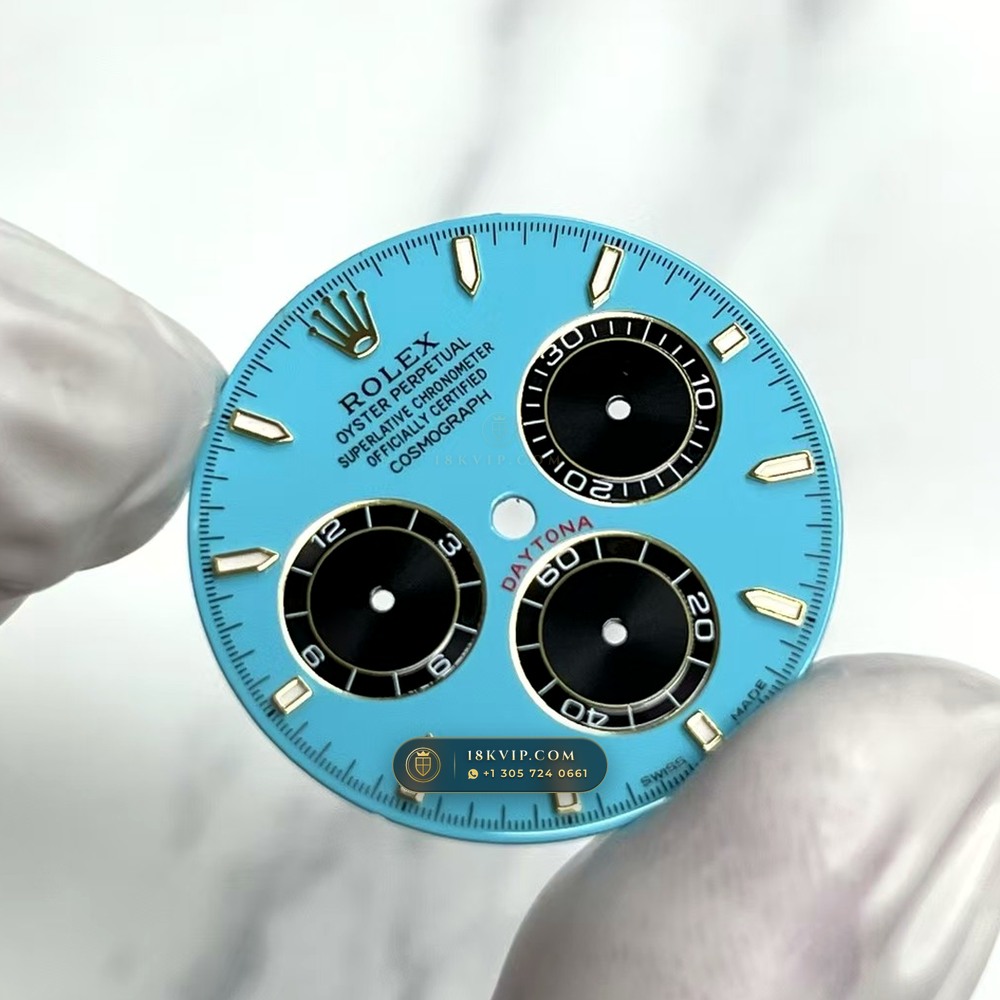 Rolex Cosmograph Daytona Tiffany Blue Dial 18K Yellow Gold Ref. 126518 — Private Vault Edition — Studio Gallery Plate X in 18K Yellow Gold Au750 (160.1g Verified Mass, Rolex Manufacture Cal. 4131 - 72h Power Reserve)