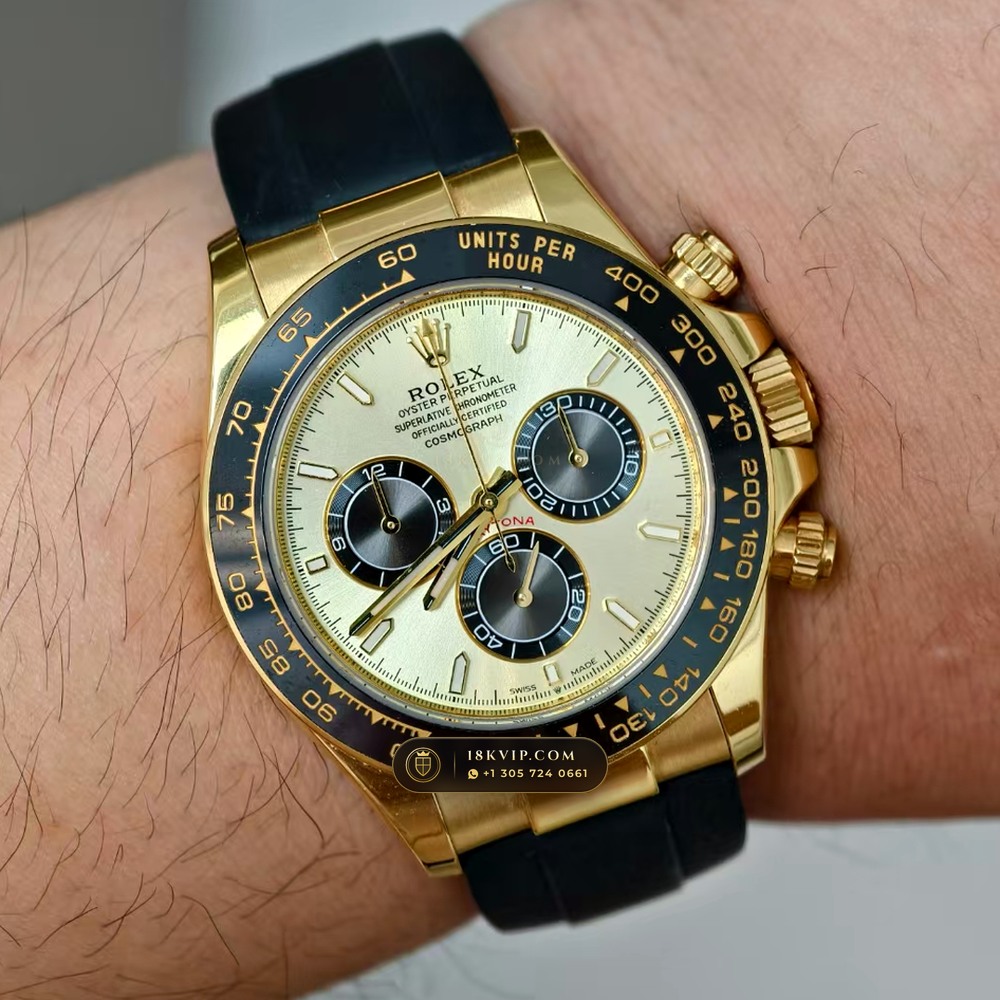 Rolex Cosmograph Daytona 18K Yellow Gold Deep Crystal Optics Ref. 126518 — Private Vault Edition — Studio Gallery Plate VII in 18K Yellow Gold Au750 (160.8g Verified Mass, Rolex Manufacture Cal. 4131 - 72h Power Reserve)