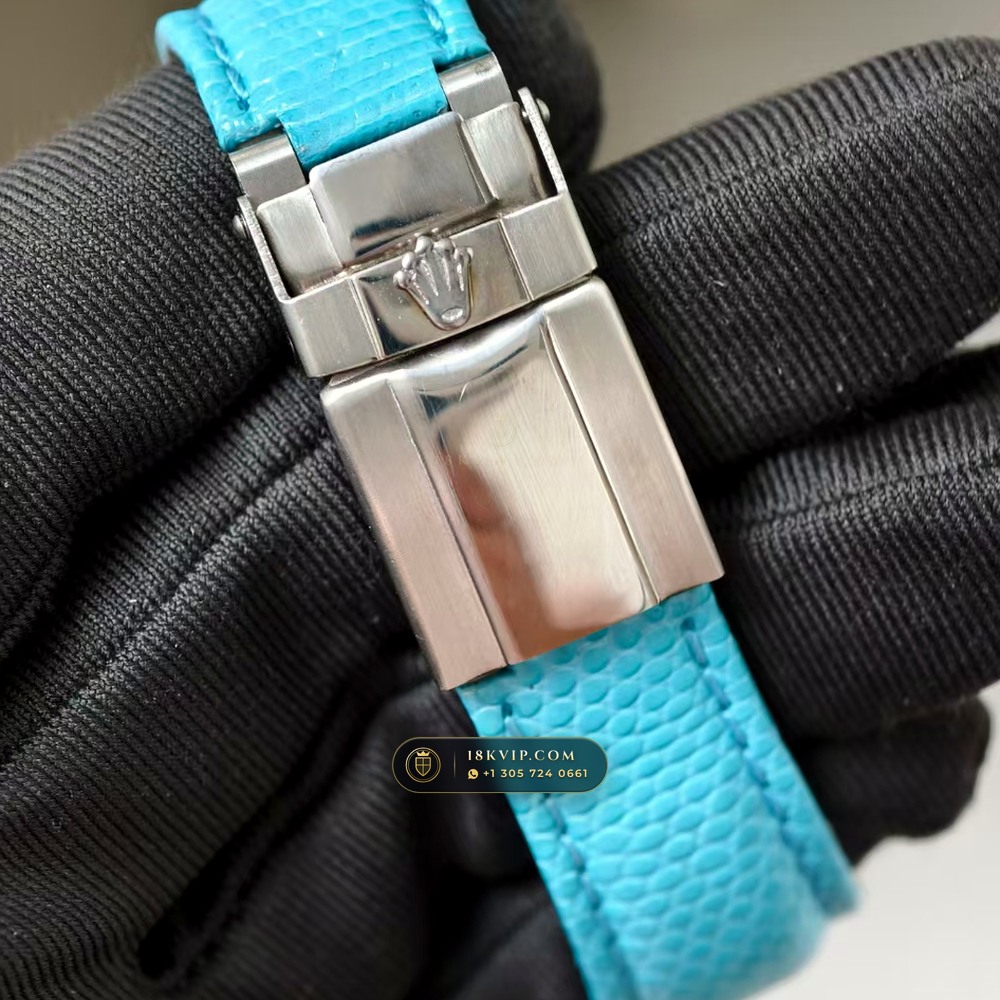 Rolex Cosmograph Daytona Beach Tiffany Turquoise Leather Strap 18K White Gold Ref. 116519 — Private Vault Edition — Studio Gallery Plate VII in 18K White Gold Au750 (138.8g Verified Mass, Rolex Manufacture Cal. 4130 - 72h Power Reserve)