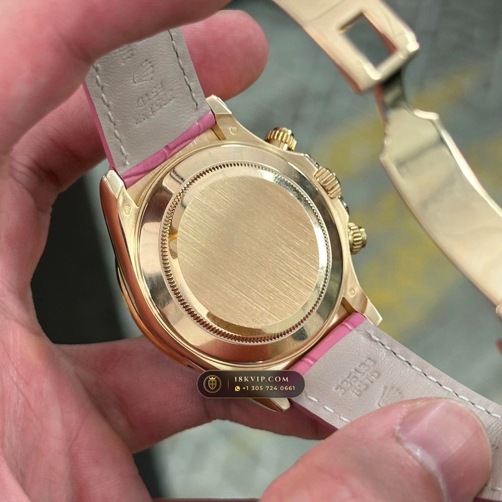 Rolex Cosmograph Daytona Barbie Pink Opal & Ruby 18K Yellow Gold Deep Crystal Optics Ref. 126538TBR — Private Vault Edition — Studio Gallery Plate III in 18K Yellow Gold Au750 (160.1g Verified Mass, Rolex Manufacture Cal. 4131 - 72h Power Reserve)