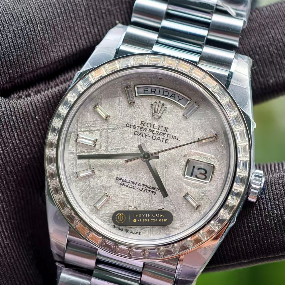 Rolex Day-Date 40 Gibeon Meteorite Dial 18K Everose Gold Ref. 228235 — Private Vault Edition — Studio Gallery Plate III in 18K Rose Gold Au750 (210.9g Verified Mass, Rolex Manufacture Cal. 3255 - 70h Power Reserve)