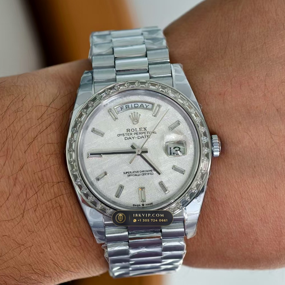 Rolex Day-Date 40 Gibeon Meteorite Dial 18K Everose Gold Ref. 228235 — Private Vault Edition — Studio Gallery Plate VIII in 18K Rose Gold Au750 (210.9g Verified Mass, Rolex Manufacture Cal. 3255 - 70h Power Reserve)