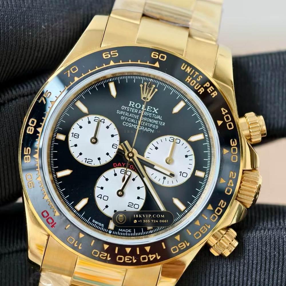 Rolex Cosmograph Daytona Le Mans 100th Anniversary 18K Yellow Gold Ref. 126528LN — Private Vault Edition — Studio Gallery Plate III in 18K Yellow Gold Au750 (216.9g Verified Mass, Rolex Manufacture Cal. 4132 - 24h Le Mans)