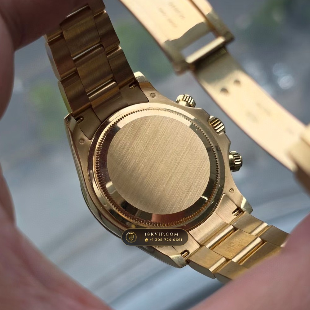 Rolex Cosmograph Daytona John Mayer Emerald Dial 18K Yellow Gold 5-Axis CNC Case Ref. 126508 — Private Vault Edition — Studio Gallery Plate VI in 18K Yellow Gold Au750 (216.2g Verified Mass, Rolex Manufacture Cal. 4131 - 72h Power Reserve)