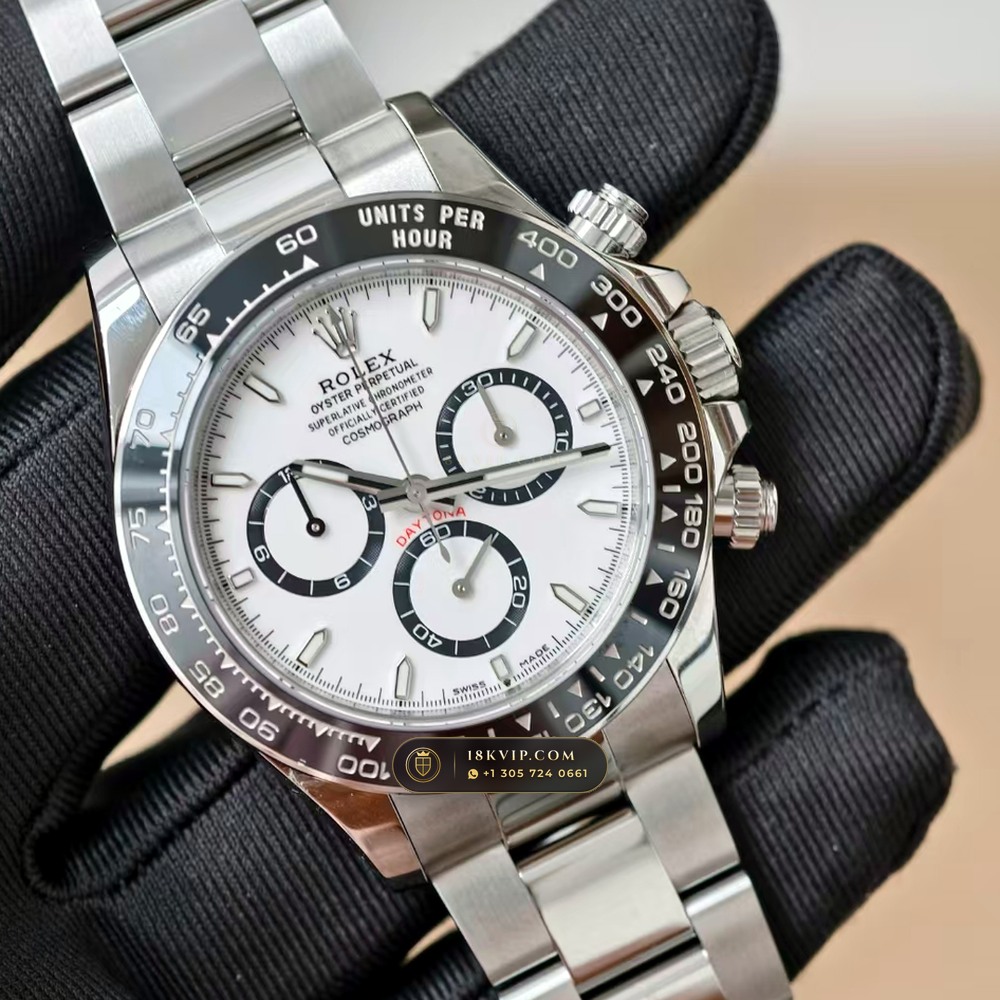 Rolex Cosmograph Daytona High-Contrast White & Black Panda Chronograph Dial Ref. 126500 — Private Vault Edition — Studio Gallery Plate VII in 904L Stainless Steel Custom Architecture (143.8g Verified Mass, Rolex Manufacture Cal. 4131 - 72h Power Reserve)
