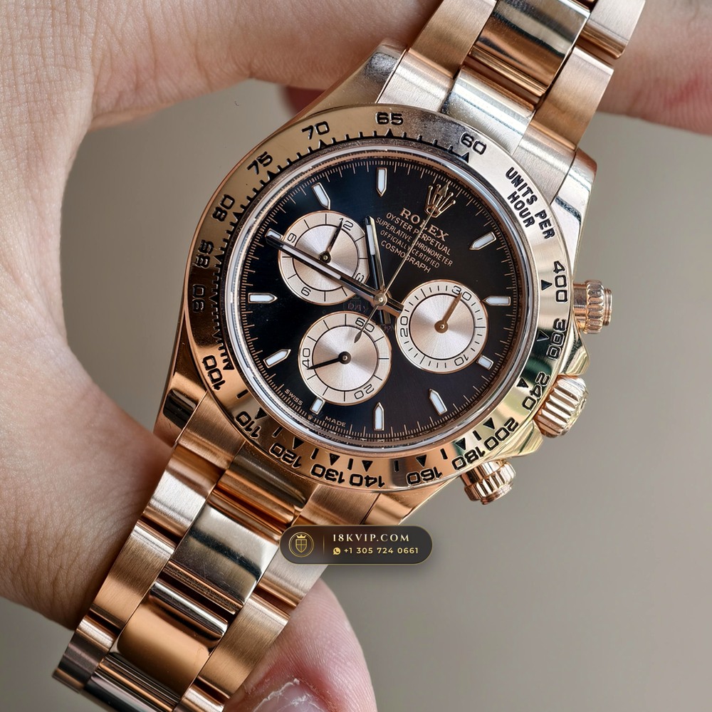 Rolex Cosmograph Daytona 18K Everose Gold Ref. 126505 — Private Vault Edition — Studio Gallery Plate III in 18K Rose Gold Au750 (216.8g Verified Mass, Rolex Manufacture Cal. 4131 - 72h Power Reserve)