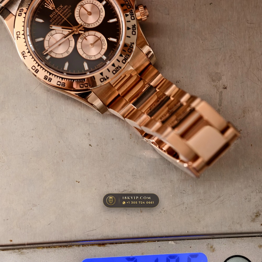 Rolex Cosmograph Daytona 18K Everose Gold Ref. 126505 — Private Vault Edition — Studio Gallery Plate IX in 18K Rose Gold Au750 (216.8g Verified Mass, Rolex Manufacture Cal. 4131 - 72h Power Reserve)