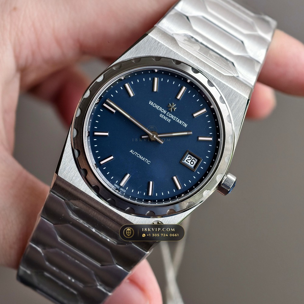 Vacheron Constantin Historiques 222 Jumbo 37mm Blue-Grey Dial Ref. 4200H/222A-B934 — Private Vault Edition — Studio Gallery Plate III in 904L Stainless Steel Custom Architecture (132.5g Verified Mass, Vacheron Constantin Cal. 2455/2 - 22K Gold Rotor)