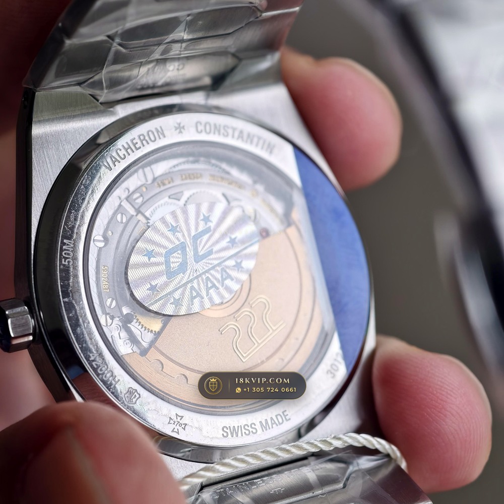 Vacheron Constantin Historiques 222 Jumbo 37mm Blue-Grey Dial Ref. 4200H/222A-B934 — Private Vault Edition — Studio Gallery Plate VI in 904L Stainless Steel Custom Architecture (132.5g Verified Mass, Vacheron Constantin Cal. 2455/2 - 22K Gold Rotor)
