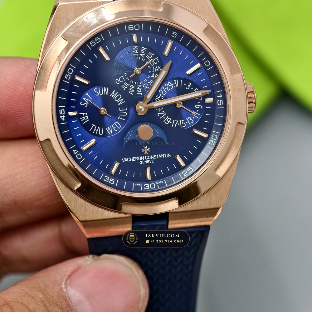 Vacheron Constantin Overseas Perpetual Calendar / Ultra-Thin 18K Rose Gold Ref. 4300V — Private Vault Edition — Studio Gallery Plate IV in 18K Rose Gold Au750 (176.2g Verified Mass, Vacheron Constantin Cal. 1120 QP/1 Ultra-Thin)