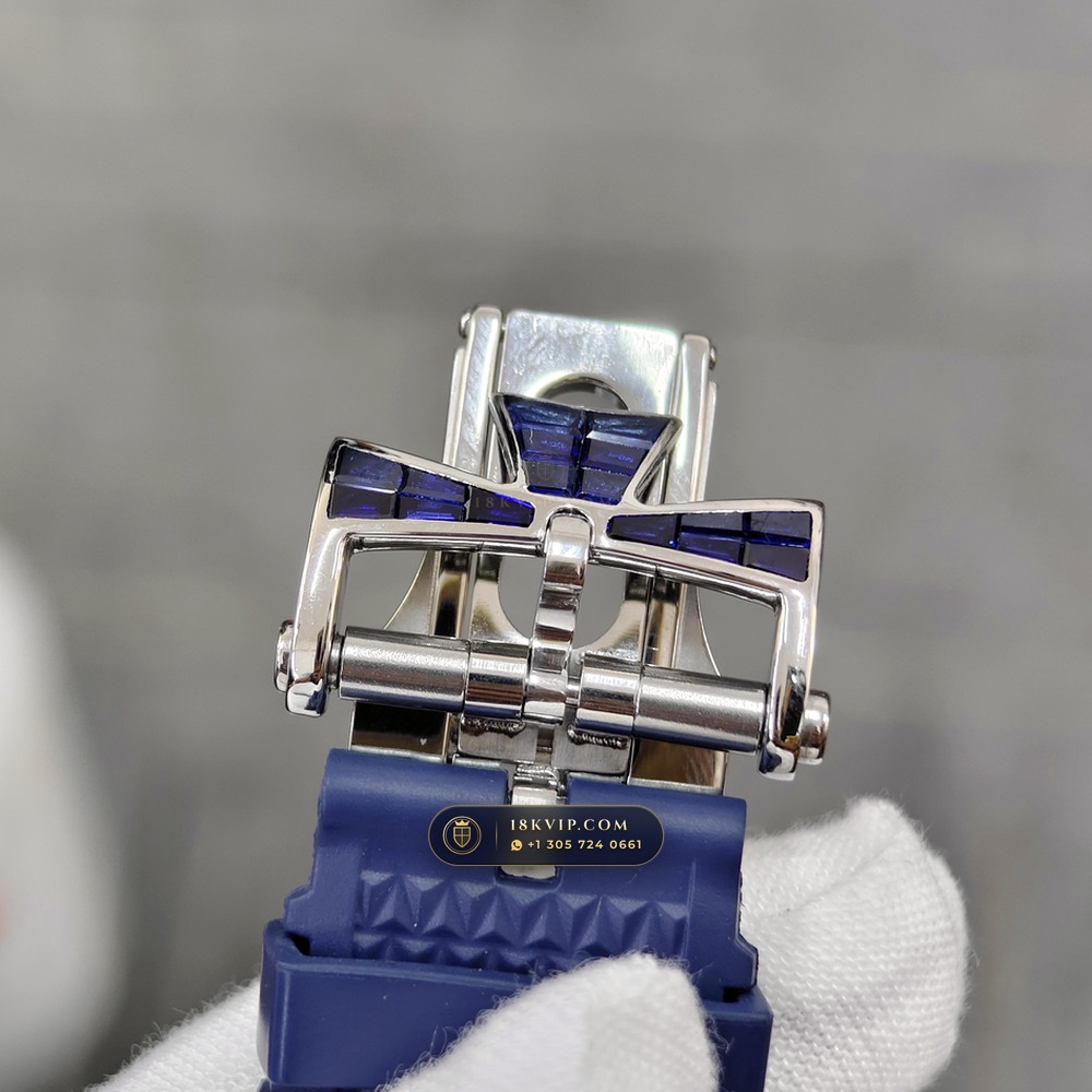 Vacheron Constantin Overseas Dual Time 41mm Ref. 7900V — Private Vault Edition — Studio Gallery Plate IV in 904L Stainless Steel Custom Architecture (163.6g Verified Mass, Vacheron Constantin Cal. 5110 DT - 22K Gold Rotor)