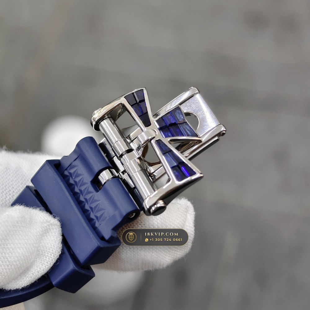 Vacheron Constantin Overseas Dual Time 41mm Ref. 7900V — Private Vault Edition — Studio Gallery Plate V in 904L Stainless Steel Custom Architecture (163.6g Verified Mass, Vacheron Constantin Cal. 5110 DT - 22K Gold Rotor)