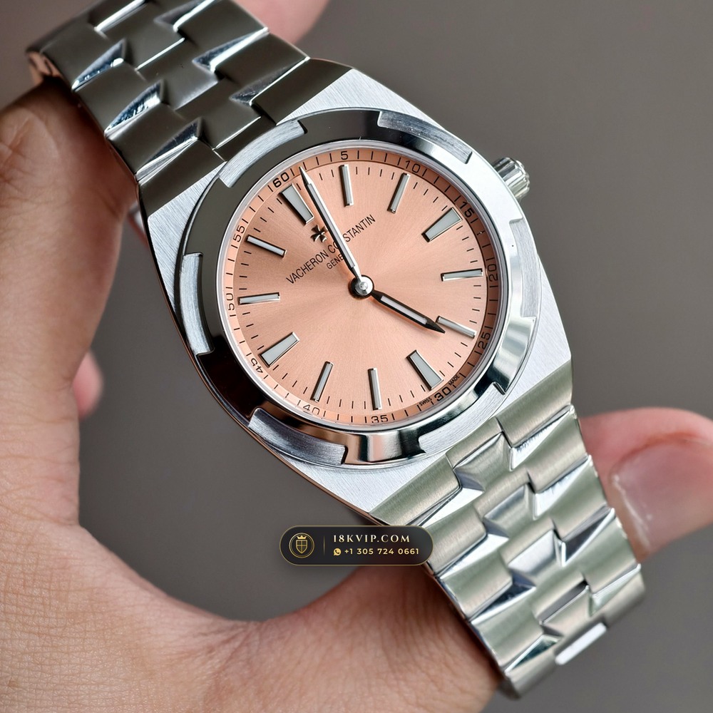 Vacheron Constantin Overseas Self-Winding 41mm 950 Platinum Ref. 2500V/220P-H028 — Private Vault Edition — Studio Gallery Plate II in 950 Platinum Pt950 (241.6g Verified Mass, Vacheron Constantin Cal. 5100 - 22K Gold Maltese Rotor)