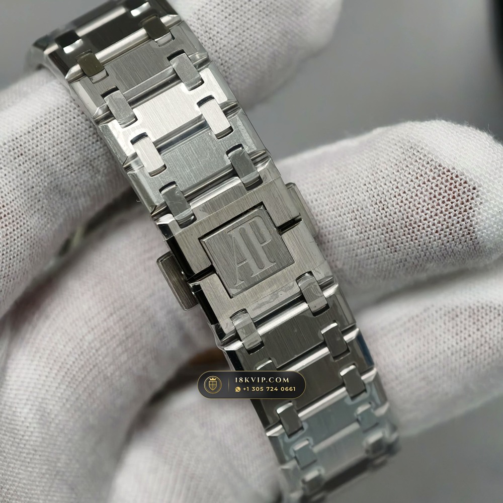 Audemars Piguet Royal Oak Jumbo Extra-Thin 39mm Custom Tapestry Dial 5-Axis CNC Case Ref. 15202ST — Private Vault Edition — Studio Gallery Plate VI in 904L Stainless Steel Custom Architecture (103.6g Verified Mass, Audemars Piguet Cal. 2121 Ultra-Thin)